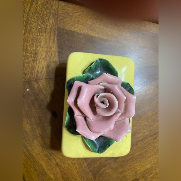 Rose Box - Picture 3 of 5